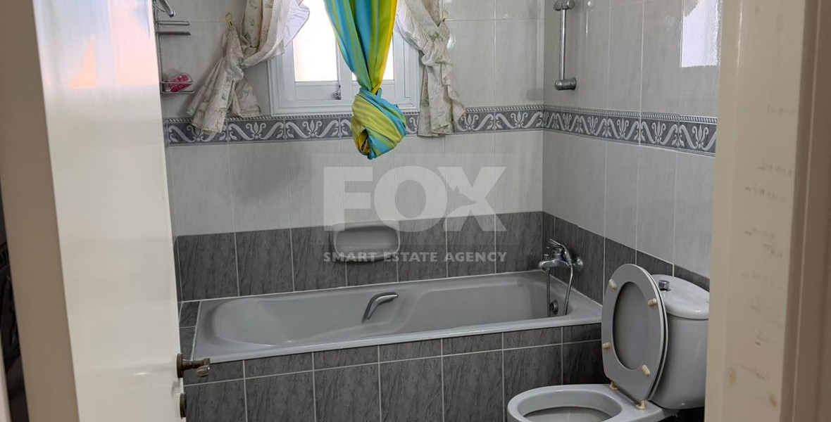 Very Spacious and Modern Three Bedroom Apartment in Geroskipou