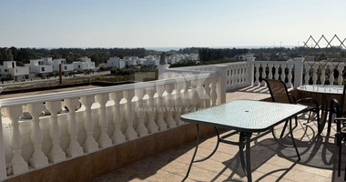 Very Spacious and Modern Three Bedroom Apartment in Geroskipou