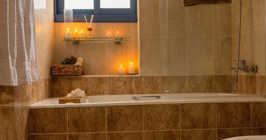 Two-Bed Penthouse for Sale in Geroskipou, Paphos | Fully Furnished | Title Deeds |