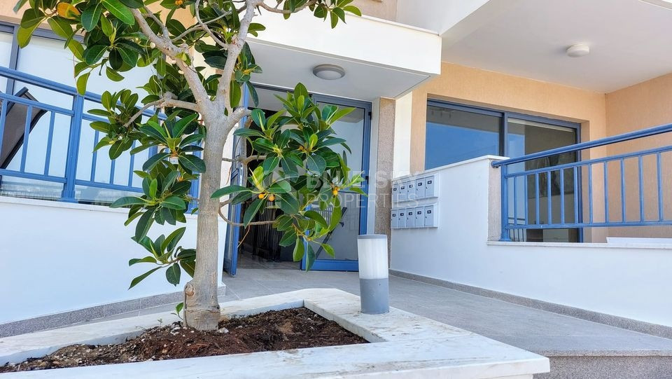 Two-Bed Penthouse for Sale in Geroskipou, Paphos | Fully Furnished | Title Deeds |