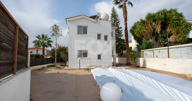 Detached  three Bedroom House with Pool,  for Sale in Tala, Paphos