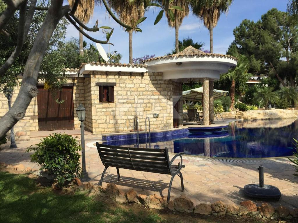 FOR SALE – Multi-Villa Estate with Pools & Landscaped Gardens