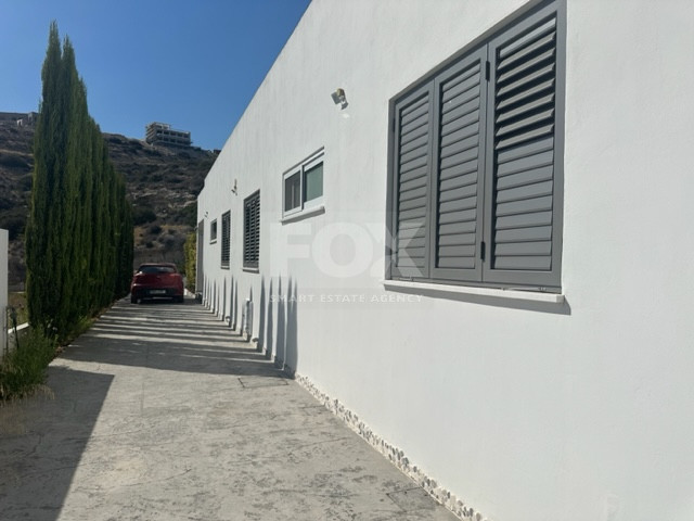 FOR RENT DETACHED THREE BEDROOM BUNGALOW IN THE AREA OF AGIOS ATHANASIOS OFFERED FURNISHED OR UNFURNISHED.