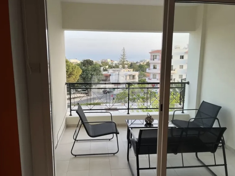 Fully Furnished three Bedroom Apartment in Central Pafos, for rent