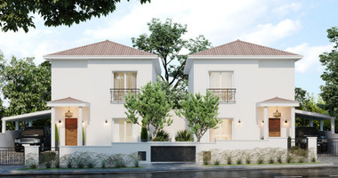 Elegant Three-Bedroom Villas with Garden and Veranda in Geroskipou