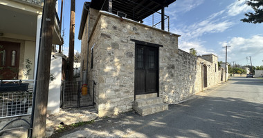 Two story house with an adjacent flat in Amargeti, Paphos