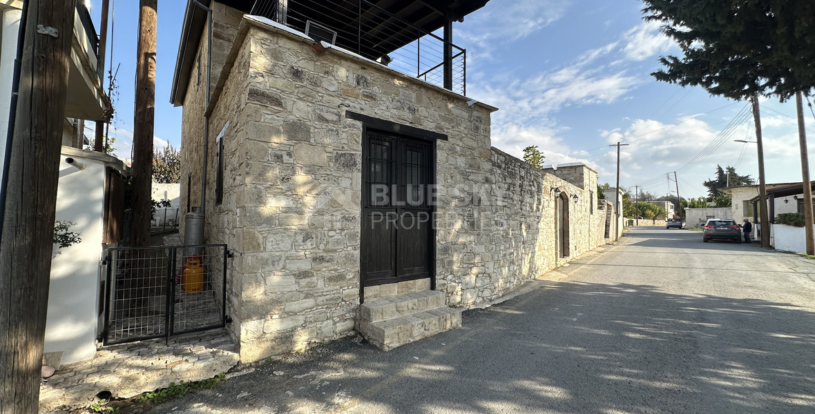 Two story house with an adjacent flat in Amargeti, Paphos