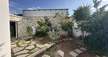 Two story house with an adjacent flat in Amargeti, Paphos