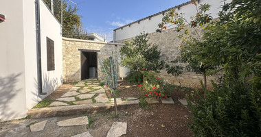 Two story house with an adjacent flat in Amargeti, Paphos