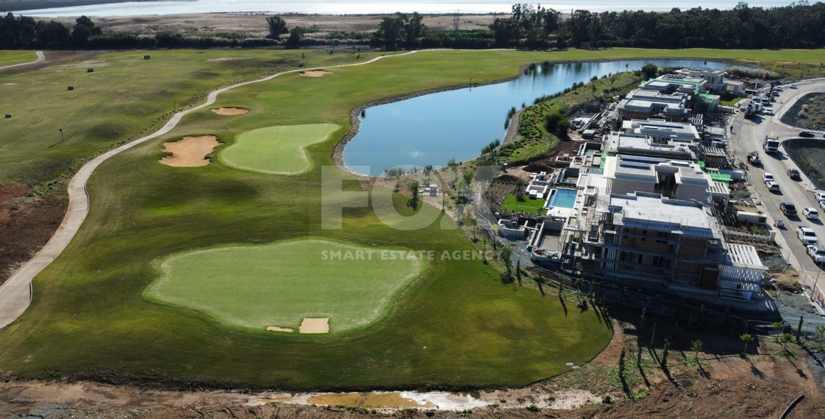 Luxury Penthouse for Rent in Limassol Greens Golf Resort