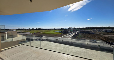 Luxury Penthouse for Rent in Limassol Greens Golf Resort