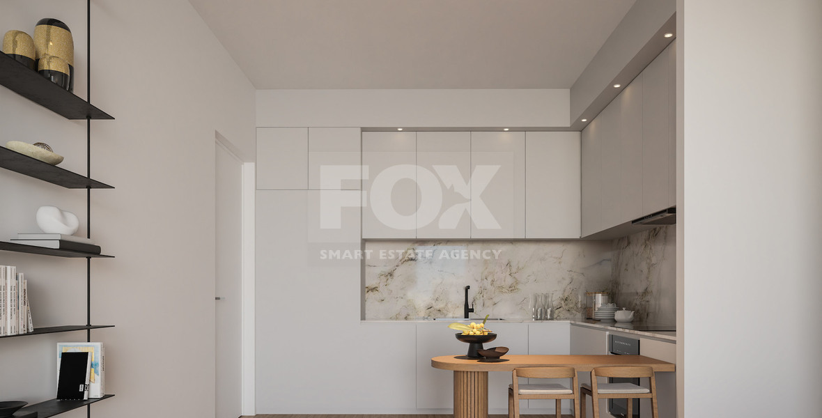 Spacious 2-Bedroom Top-Floor Apartment with Private Roof Garden in Mesa Geitonia, Limassol