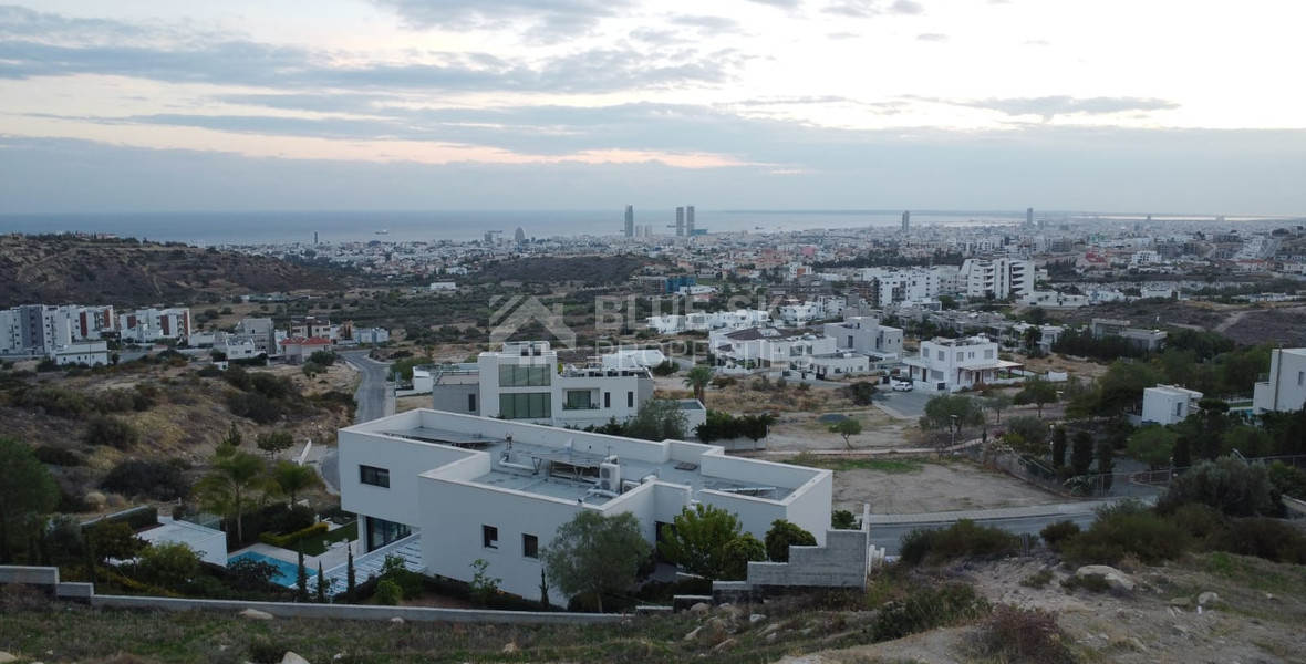 Plot for Sale in Agia Paraskevi: with Panoramic City & Sea Views