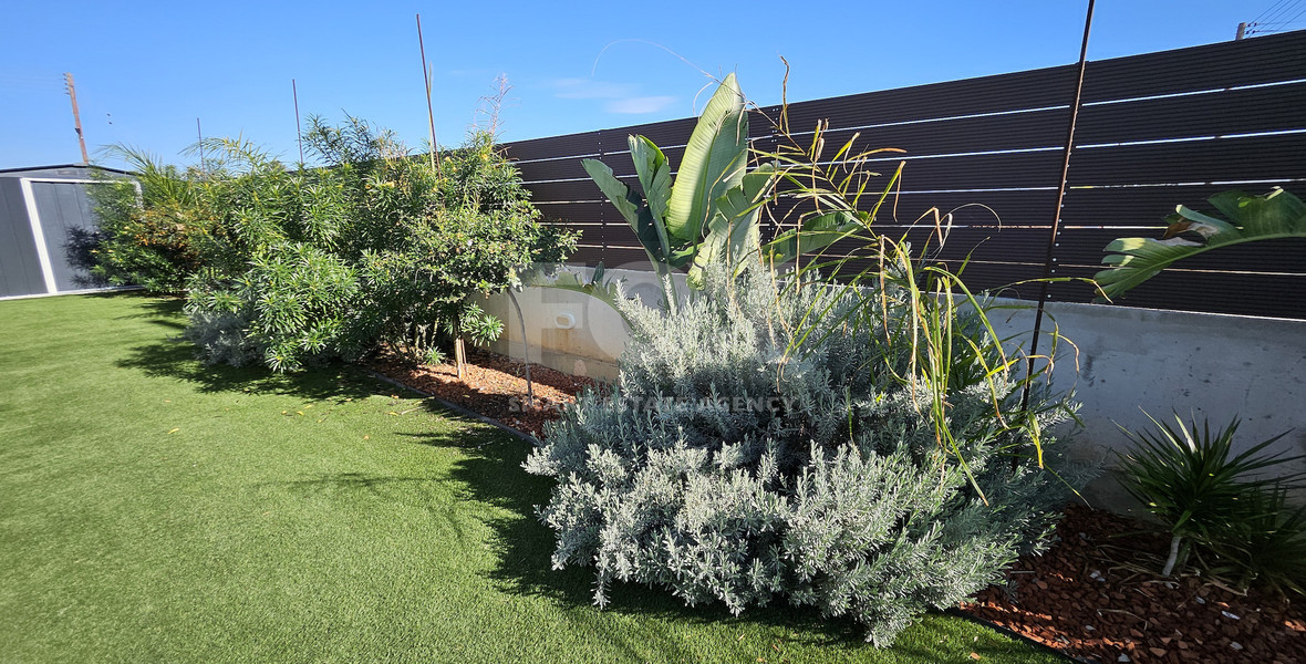 For rent Modern Furnished Detached Two Bedroom Bungalow with Pool in Trachoni