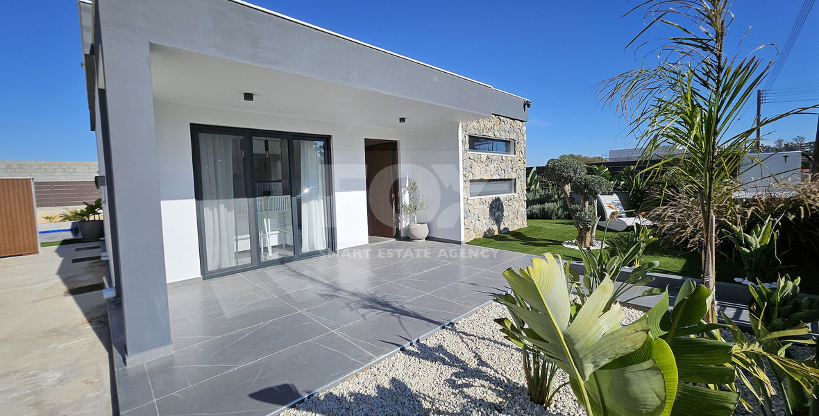 For rent Modern Furnished Detached Two Bedroom Bungalow with Pool in Trachoni