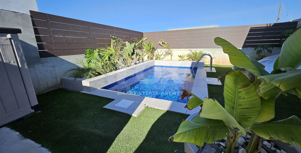 For rent Modern Furnished Detached Two Bedroom Bungalow with Pool in Trachoni