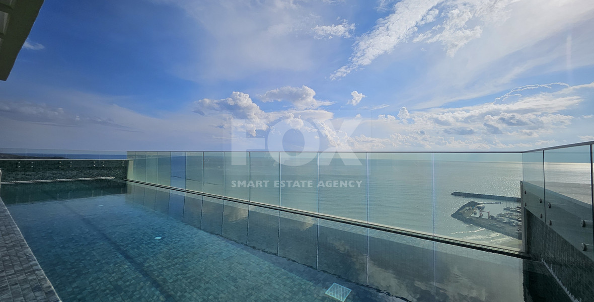 For rent Luxurious Sea Front Three Bedroom Apartment With Amazing View