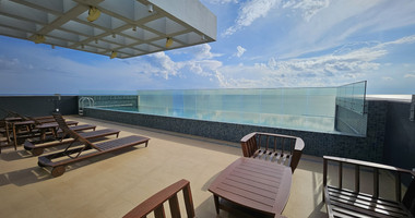 For rent Luxurious Sea Front Three Bedroom Apartment With Amazing View