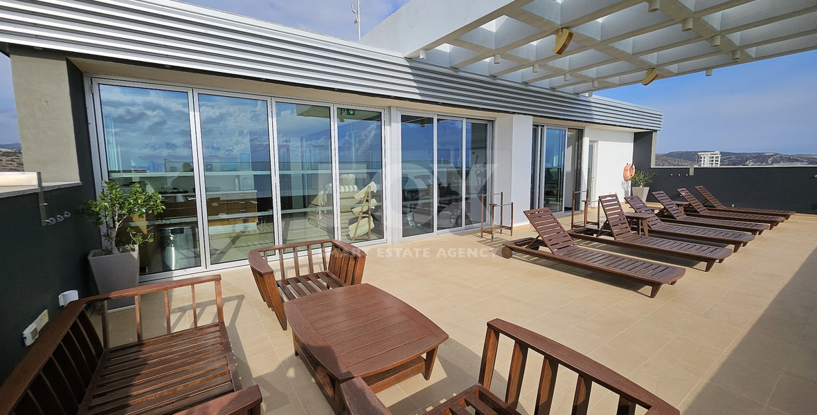 For rent Luxurious Sea Front Three Bedroom Apartment With Amazing View