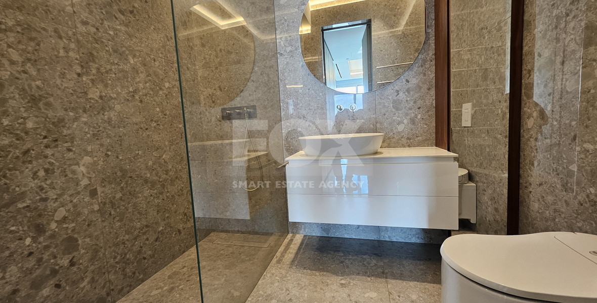 For rent Luxurious Sea Front Three Bedroom Apartment With Amazing View