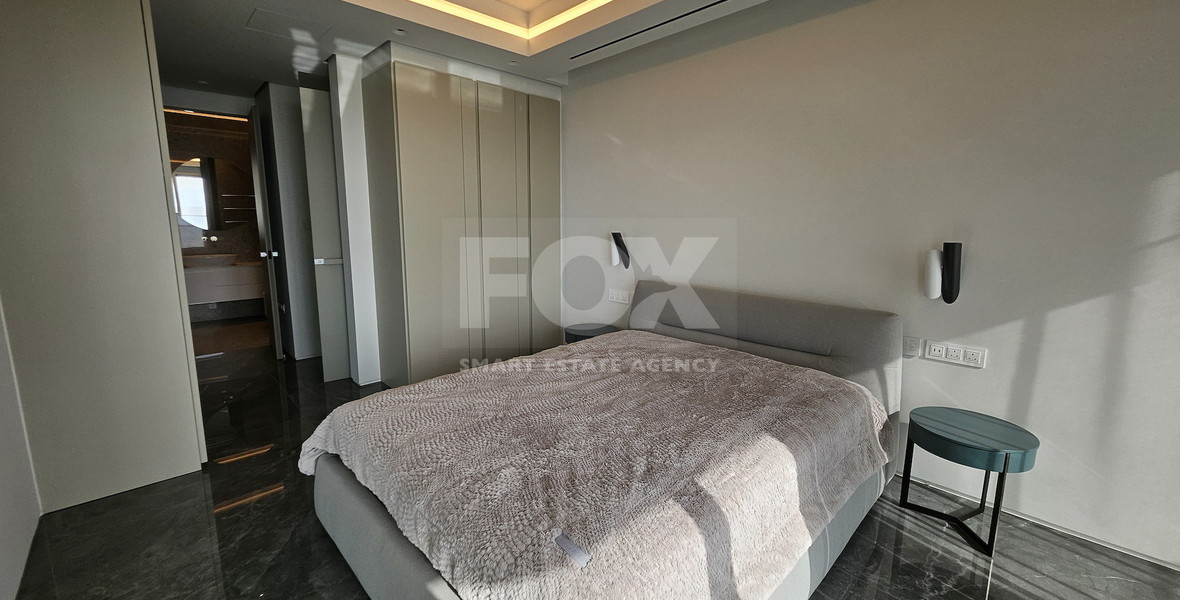 For rent Luxurious Sea Front Three Bedroom Apartment With Amazing View