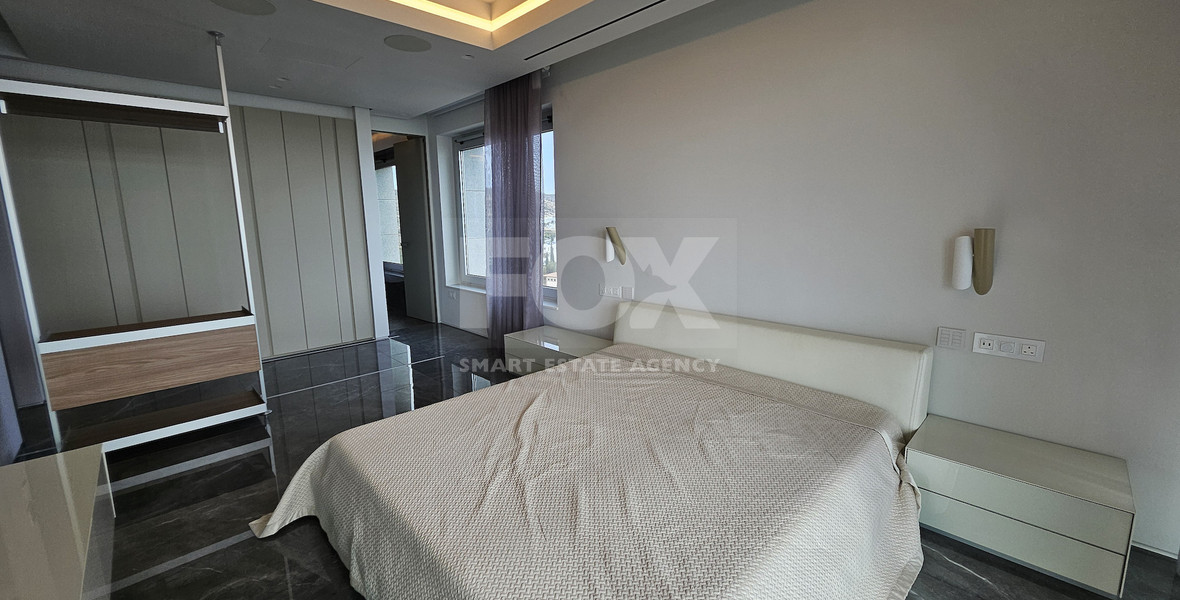 For rent Luxurious Sea Front Three Bedroom Apartment With Amazing View
