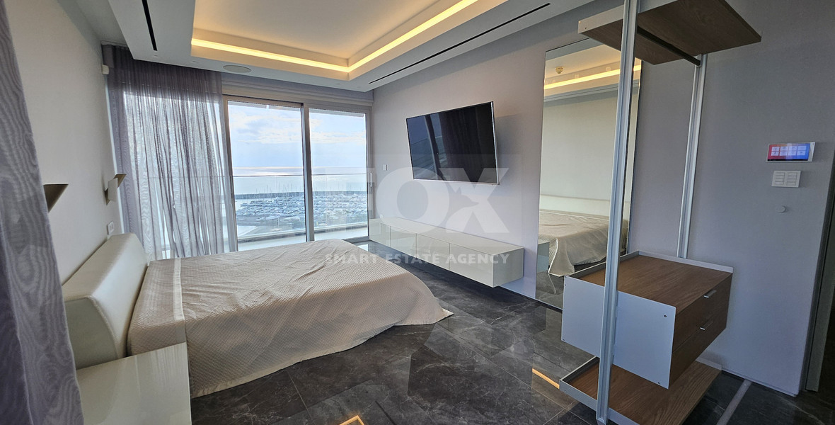 For rent Luxurious Sea Front Three Bedroom Apartment With Amazing View