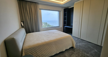 For rent Luxurious Sea Front Three Bedroom Apartment With Amazing View