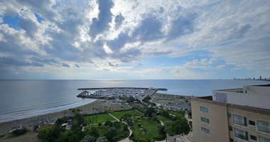 For rent Luxurious Sea Front Three Bedroom Apartment With Amazing View