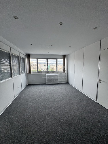 Top floor Office space available in the City Centre of Limassol