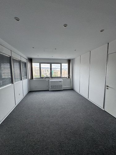 Top floor Office space available in the City Centre of Limassol