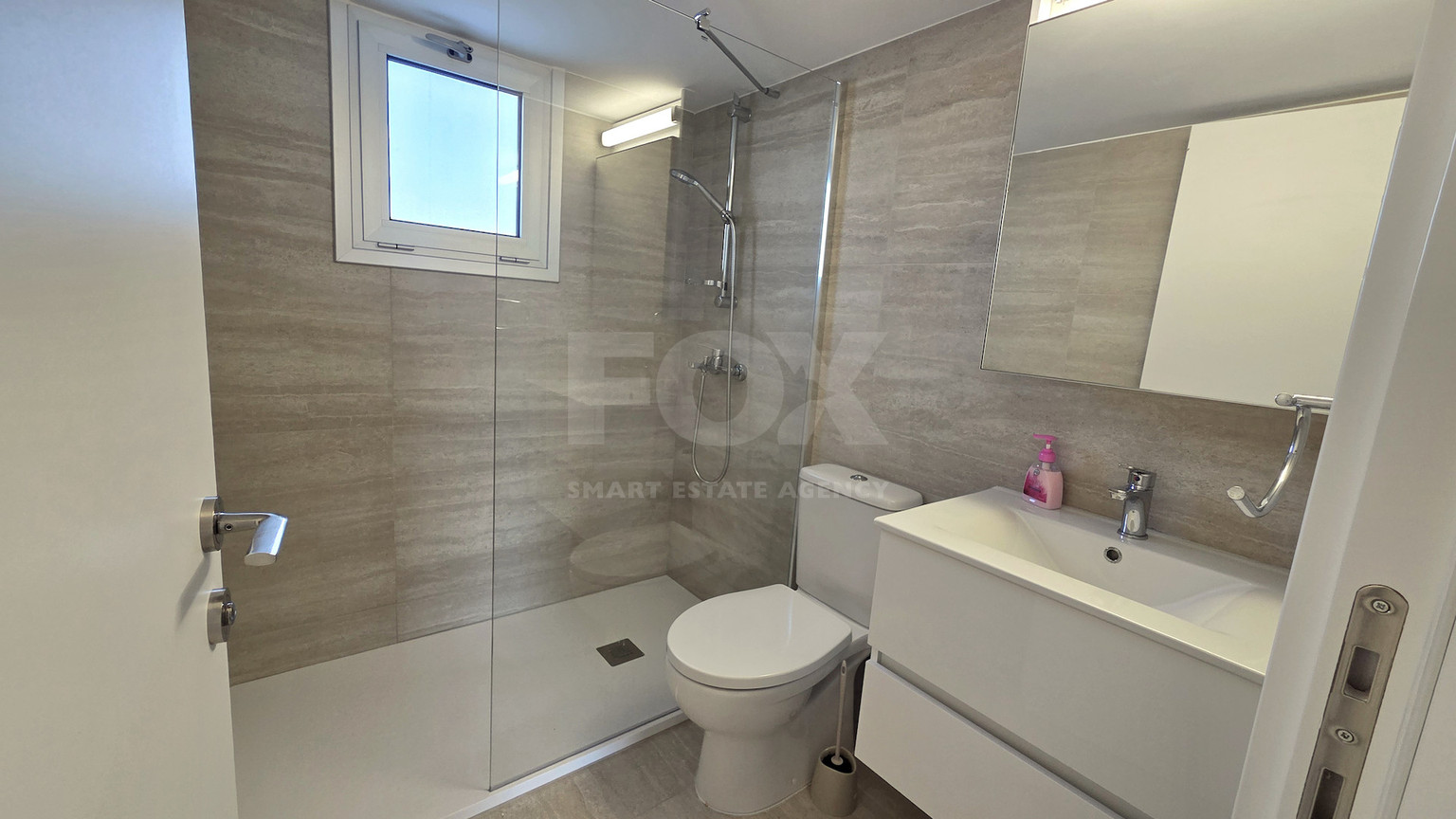 Spacious, Fully Renovated Two-Bedroom Apartment for Rent Near Mediterranean Hotel, Agios Tychonas Limassol
