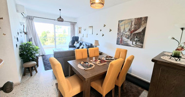 For sale Bedroom Apartment for Sale in Universal Paphos | Pool | Walk to Beach | Fully Furnished