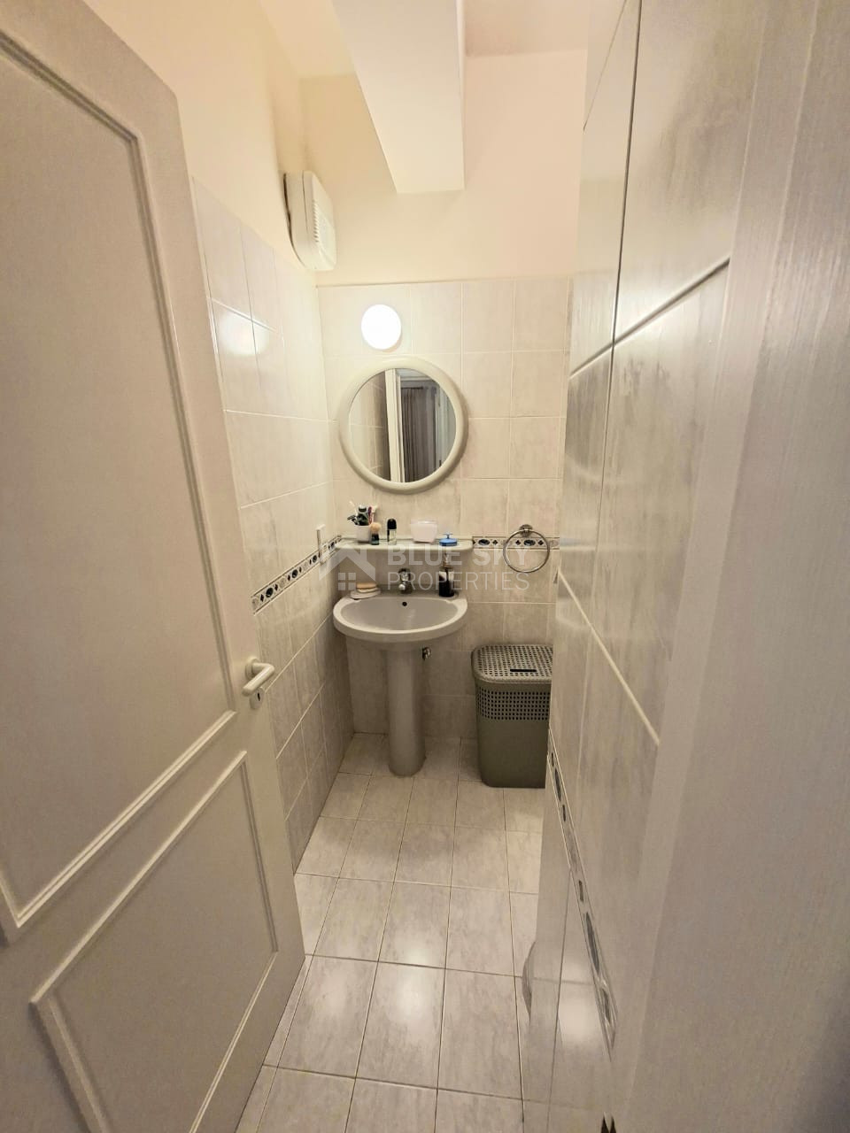 For sale Bedroom Apartment for Sale in Universal Paphos | Pool | Walk to Beach | Fully Furnished