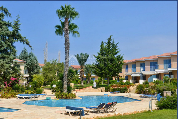 For sale Bedroom Apartment for Sale in Universal Paphos | Pool | Walk to Beach | Fully Furnished