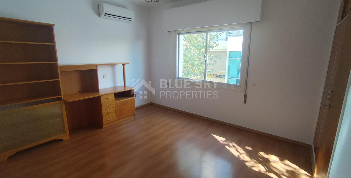 Office for rent in Neapoli, Limassol