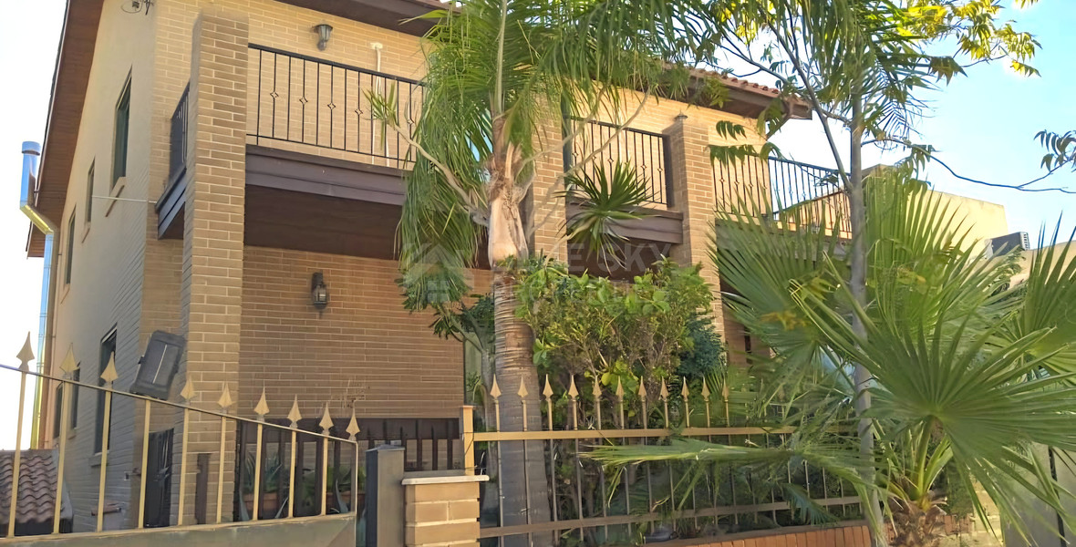 Three bedroom pet friendly house available for rent in Mouttagiaka Limassol