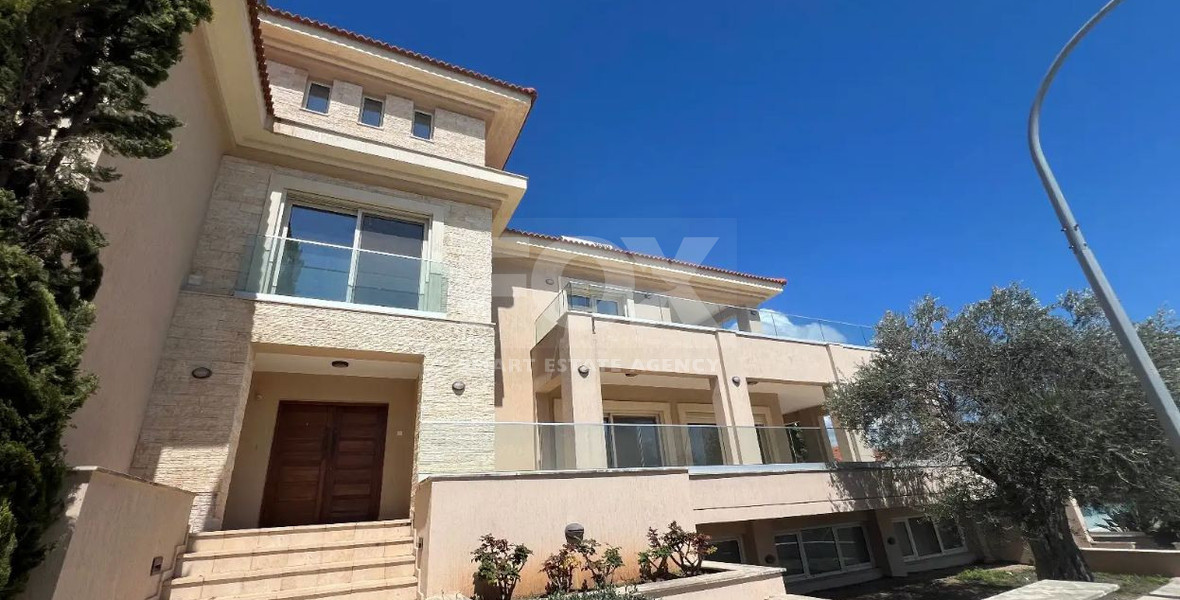 Exclusive Seven-Bedroom Luxury Villa for Rent in Germasogeia