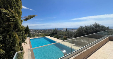 Exclusive Seven-Bedroom Luxury Villa for Rent in Germasogeia