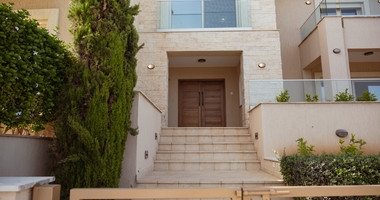 Exclusive Seven-Bedroom Luxury Villa for Rent in Germasogeia