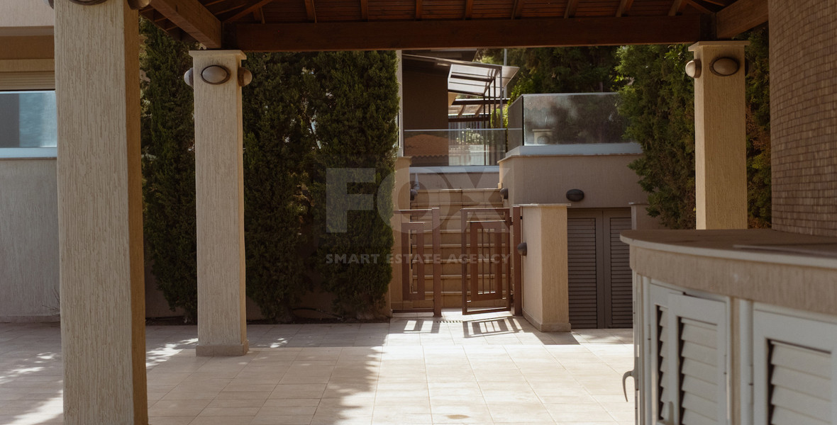 Exclusive Seven-Bedroom Luxury Villa for Rent in Germasogeia