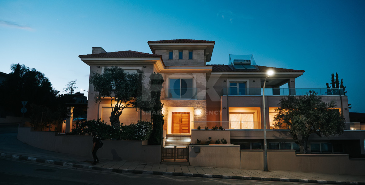 Exclusive Seven-Bedroom Luxury Villa for Rent in Germasogeia
