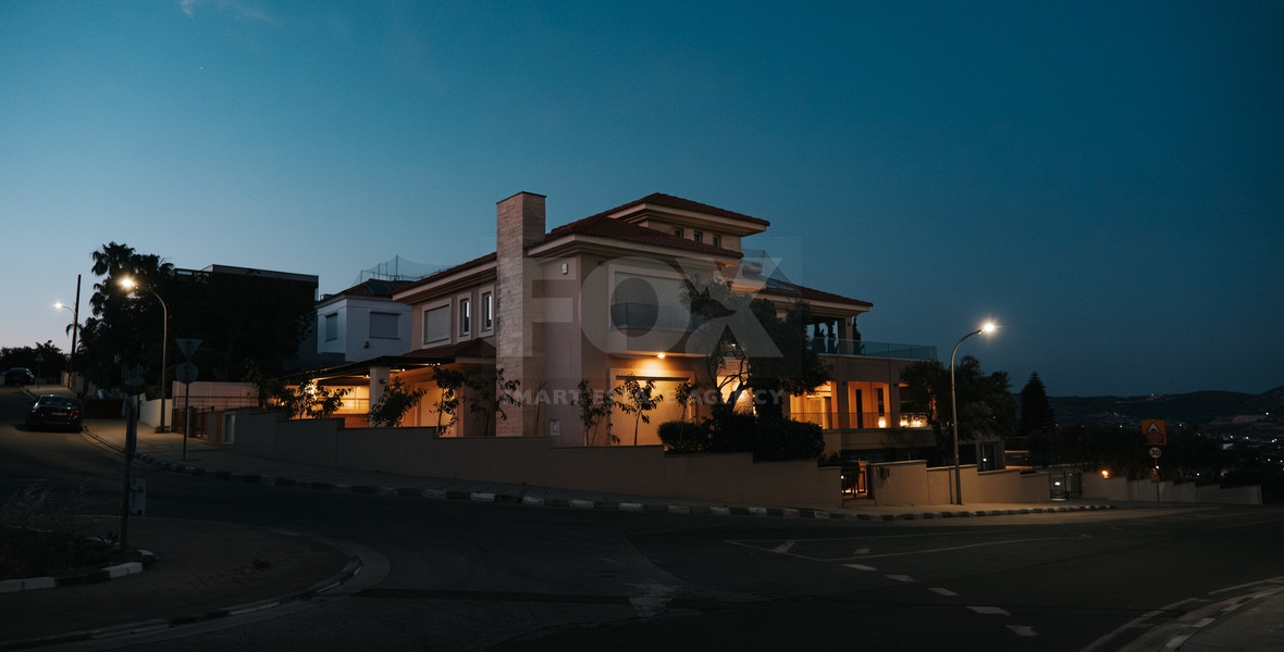 Exclusive Seven-Bedroom Luxury Villa for Rent in Germasogeia