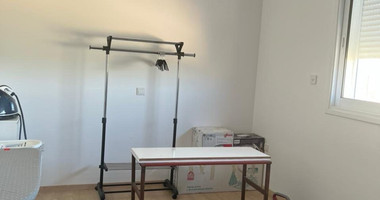 Four bedroom ground floor house in Pano Polemidia for rent , Limassol