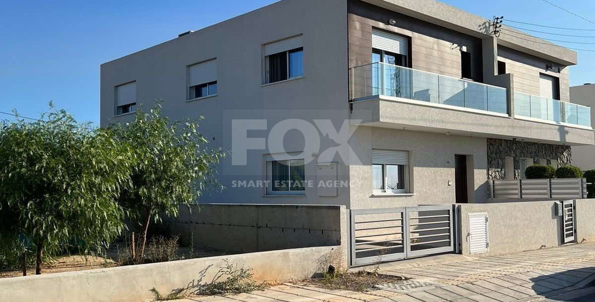 Four bedroom ground floor house in Pano Polemidia for rent , Limassol