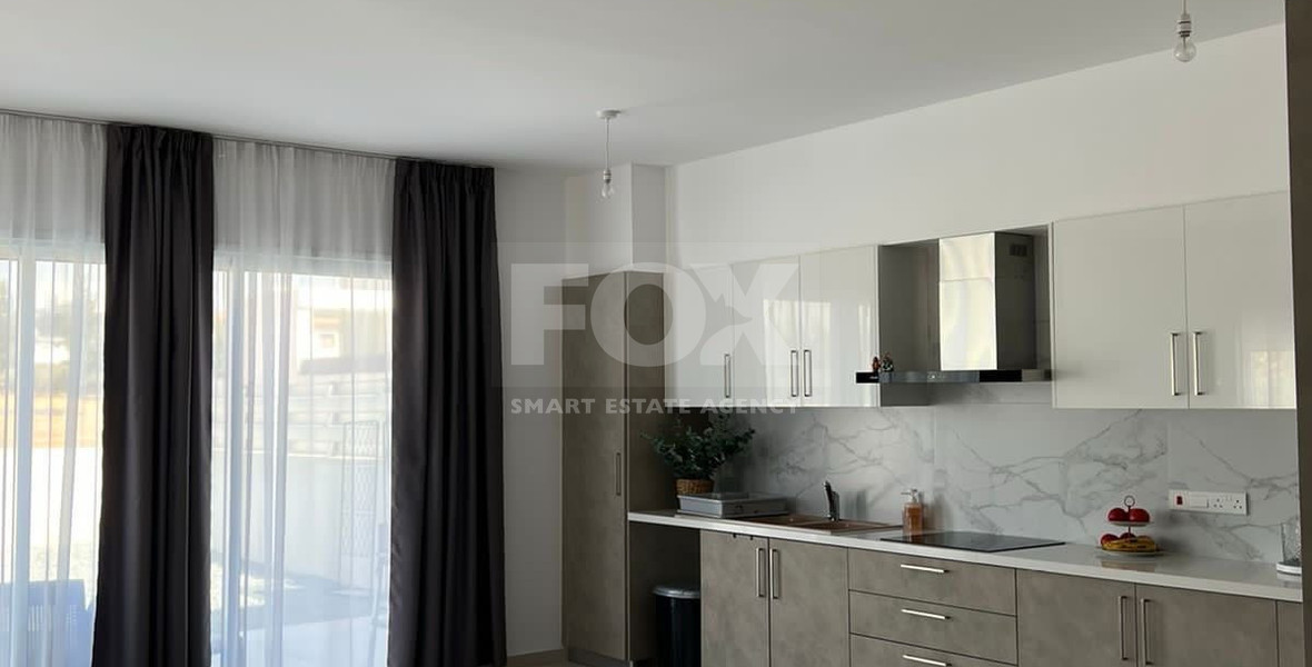 Four bedroom ground floor house in Pano Polemidia for rent , Limassol