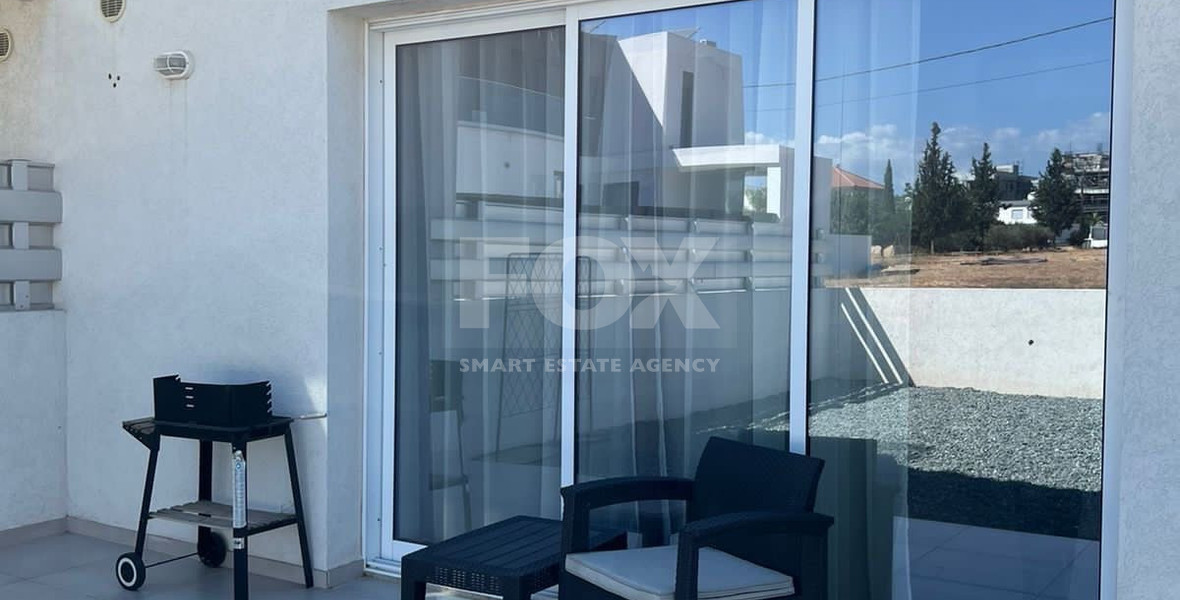 Four bedroom ground floor house in Pano Polemidia for rent , Limassol