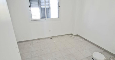 For sale : Two Bedroom Townhouse with Communal Pool Near Historic Paphos – Ideal Family Home or Investment