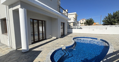 For Rent Modern Four Bedroom House in Pissouri with Sea View