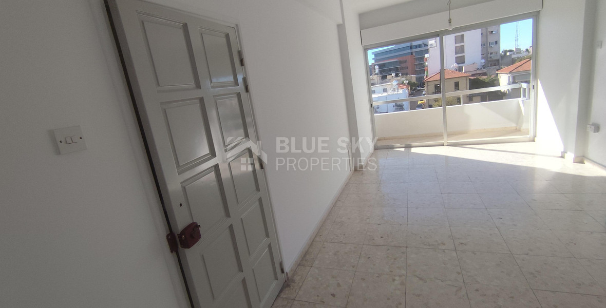 Office for rent in Agia Zoni, Limassol